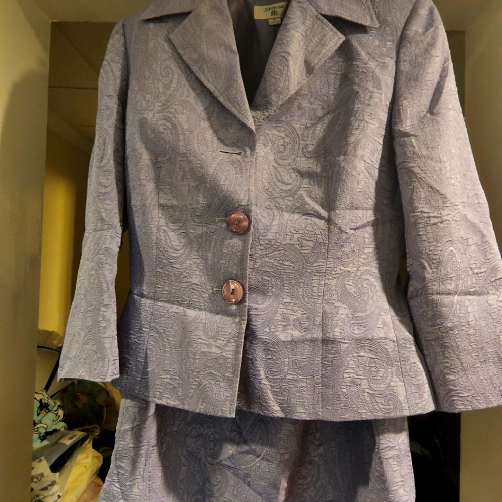 Stresa Skirt Suit